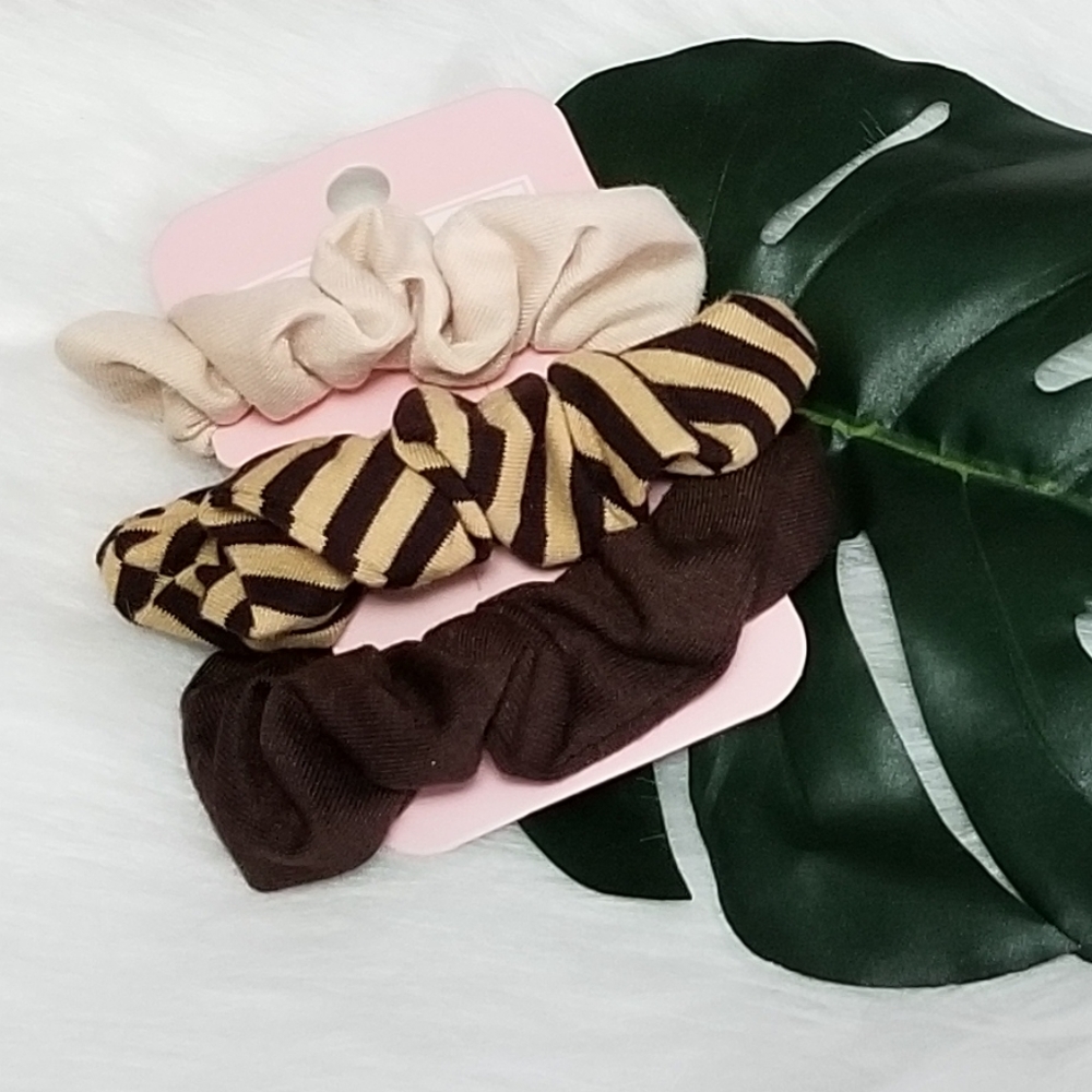 Assorted Scrunchie (3) Set - Picture 2 of 5